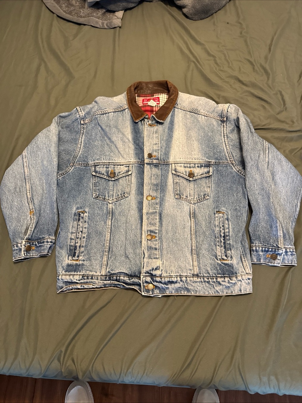 Marlboro Light Blue Denim Jacket with Brown Corduroy Collar